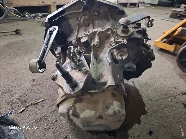 bontott PEUGEOT 206 Váltó (Mechanikus)