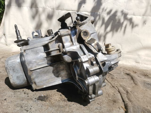 bontott PEUGEOT 206 Váltó (Mechanikus)