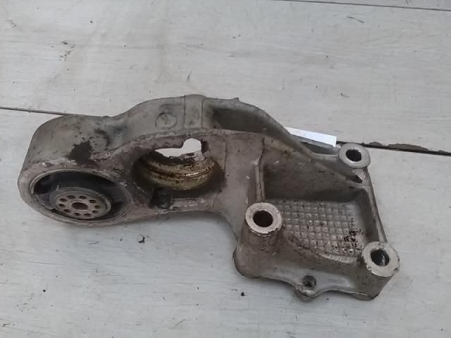 bontott PEUGEOT 206 Váltó Tartó Bak (Pozíciófüggetlen)