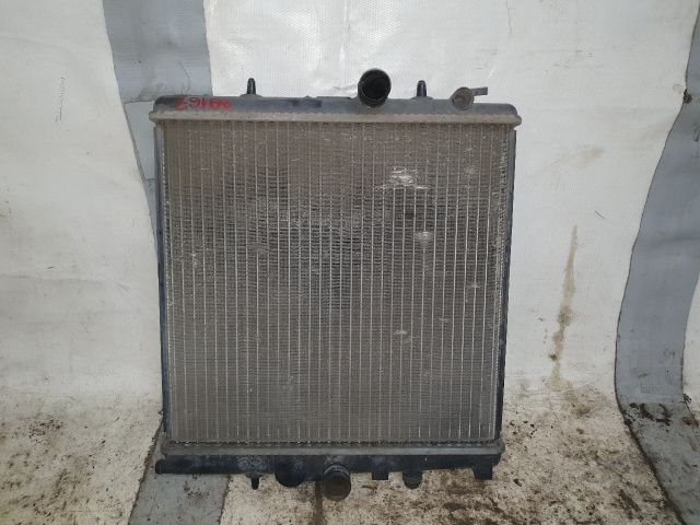 bontott PEUGEOT 206 Vízhűtő Radiátor (Nem klímás)