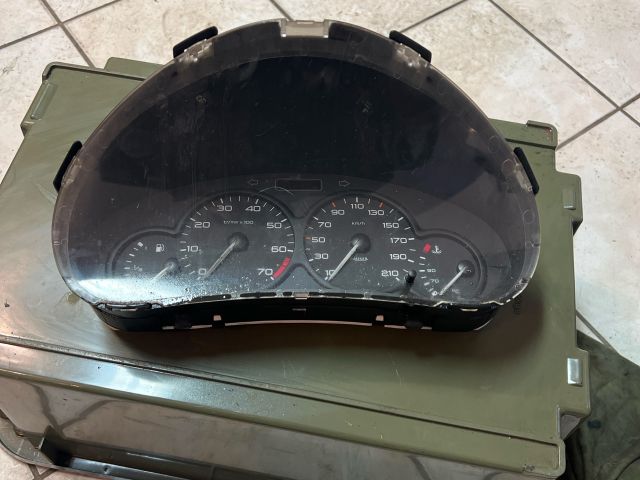 bontott PEUGEOT 206 Kilométeróra