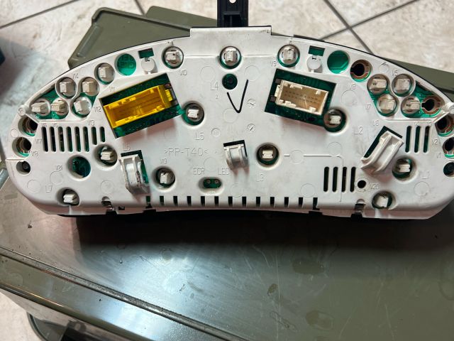 bontott PEUGEOT 206 Kilométeróra