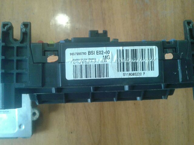 bontott PEUGEOT 206 Motorvezérlő