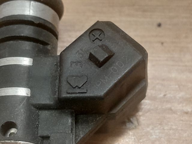 bontott PEUGEOT 206 Porlasztó (1 db)