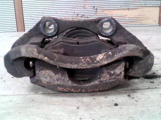 bontott PEUGEOT 206 Bal első Féknyereg Munkahengerrel