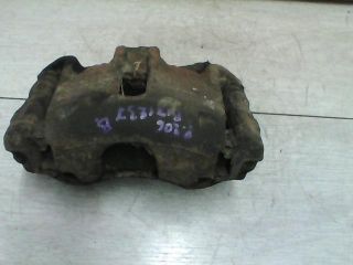 bontott PEUGEOT 206 Bal első Féknyereg Munkahengerrel