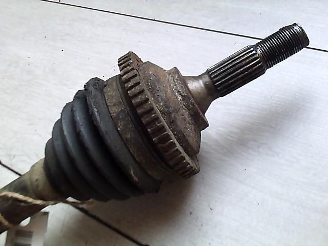 bontott PEUGEOT 206 Bal Féltengely