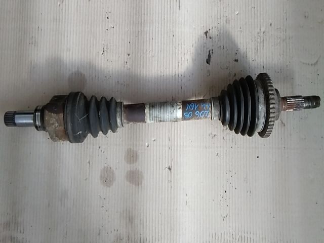 bontott PEUGEOT 206 Bal Féltengely