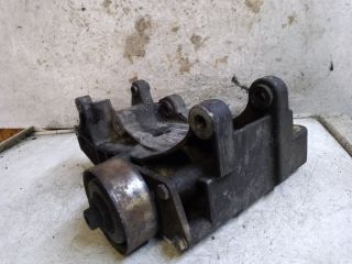 bontott PEUGEOT 206 Generátor Tartó Bak