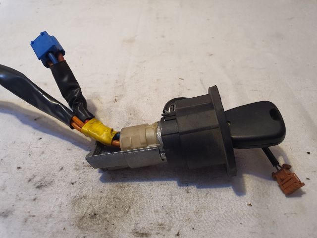 bontott PEUGEOT 206 Gyújtáskapcsoló