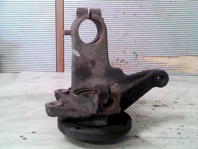 bontott PEUGEOT 206 Jobb első Csonkállvány Kerékaggyal