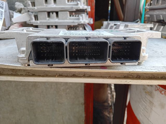 bontott PEUGEOT 206 Motorvezérlő