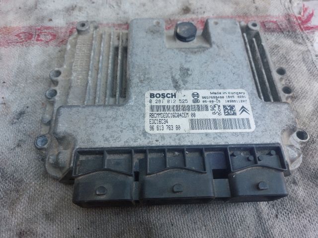 bontott PEUGEOT 206 Motorvezérlő