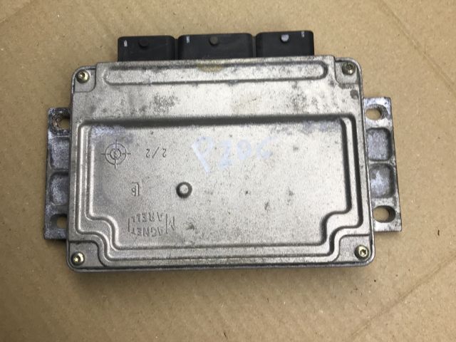 bontott PEUGEOT 206 Motorvezérlő