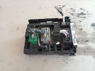 bontott PEUGEOT 206 Biztosítéktábla Motortér