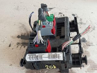 bontott PEUGEOT 206 Biztosítéktábla Motortér
