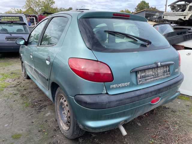 bontott PEUGEOT 206 Bal Féltengely