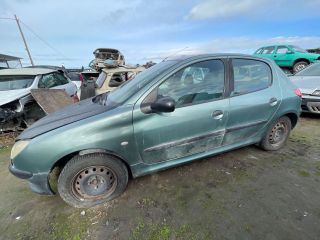 bontott PEUGEOT 206 Gyújtáskapcsoló Házzal