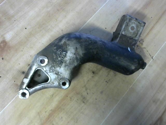 bontott PEUGEOT 206 Motor Tartó Bak (Fém)