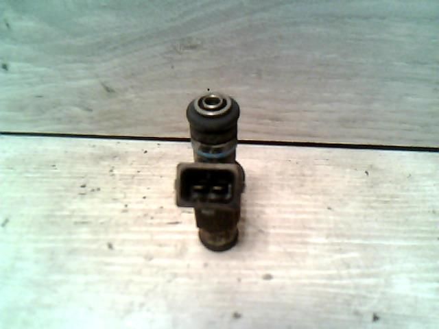 bontott PEUGEOT 206 Porlasztó (1 db)