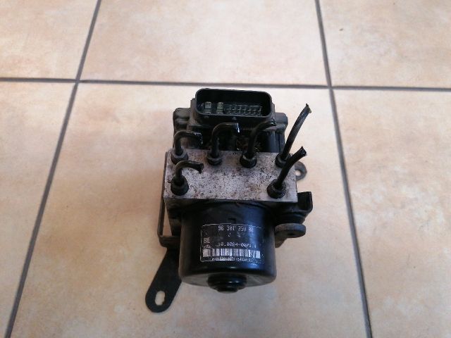 bontott PEUGEOT 206 ABS Kocka