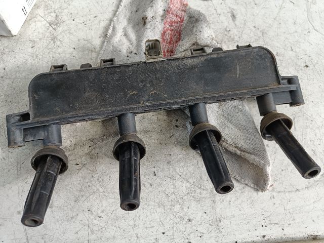 bontott PEUGEOT 206 Gyújtótrafó Szett