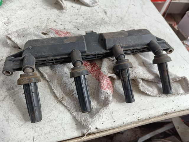 bontott PEUGEOT 206 Gyújtótrafó Szett