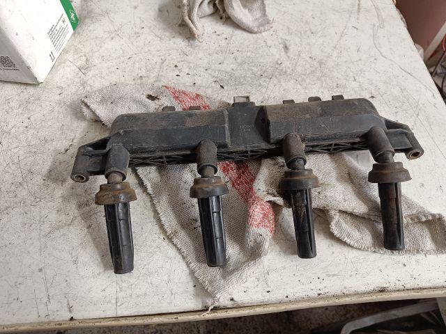 bontott PEUGEOT 206 Gyújtótrafó Szett