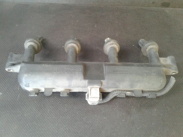 bontott PEUGEOT 206 Gyújtótrafó Szett