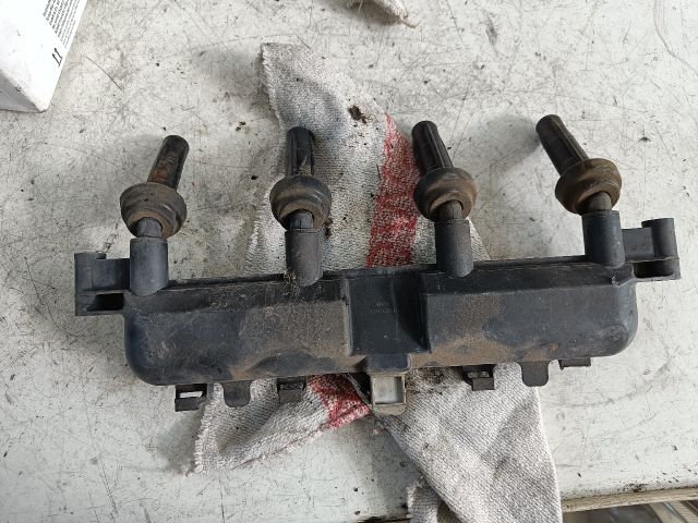 bontott PEUGEOT 206 Gyújtótrafó Szett