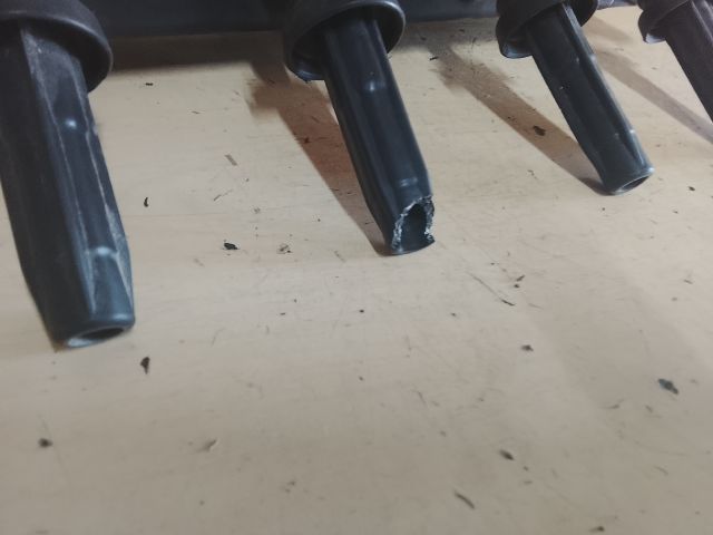 bontott PEUGEOT 206 Gyújtótrafó