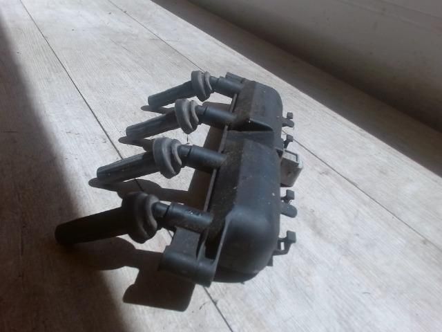 bontott PEUGEOT 206 Gyújtótrafó