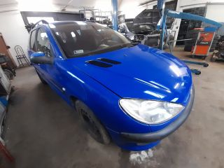 bontott PEUGEOT 206 Biztosítéktábla Motortér