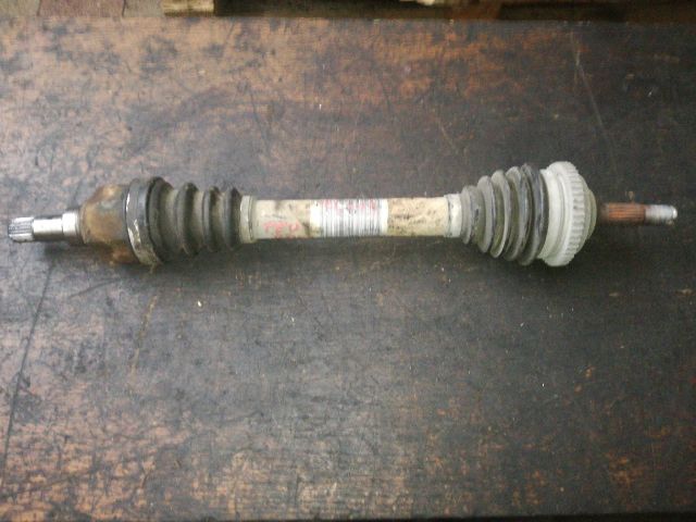 bontott PEUGEOT 206 Bal Féltengely