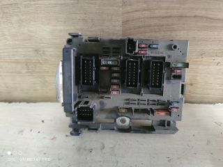 bontott PEUGEOT 206 Biztosítéktábla Motortér