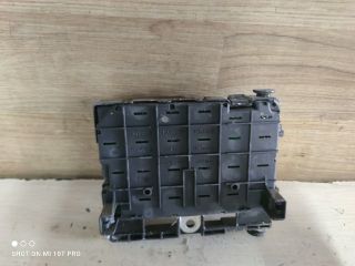 bontott PEUGEOT 206 Biztosítéktábla Motortér