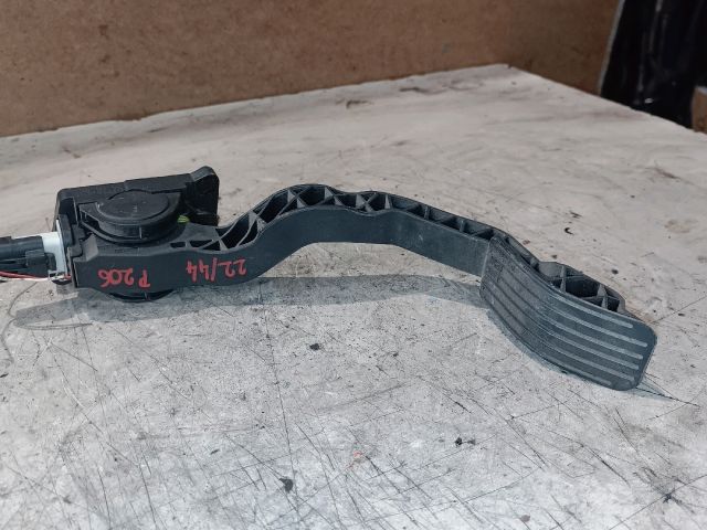 bontott PEUGEOT 206 Gázpedál (Elektromos)