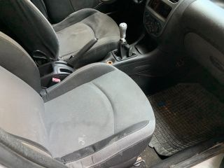 bontott PEUGEOT 206 Hengerfej