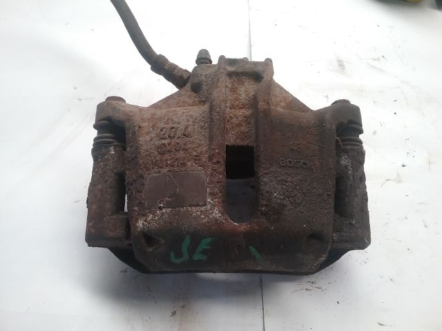 bontott PEUGEOT 206 Jobb első Féknyereg Munkahengerrel