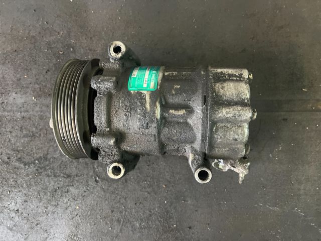 bontott PEUGEOT 206 Klímakompresszor