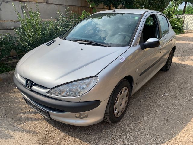 bontott PEUGEOT 206 Klímakompresszor