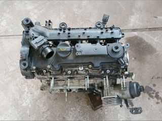 bontott PEUGEOT 206 Motor (Fűzött blokk hengerfejjel)