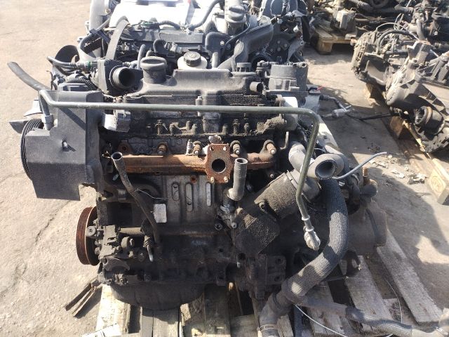 bontott PEUGEOT 206 Motor (Fűzött blokk hengerfejjel)