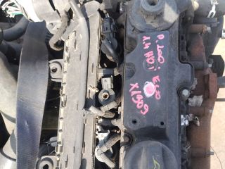 bontott PEUGEOT 206 Motor (Fűzött blokk hengerfejjel)