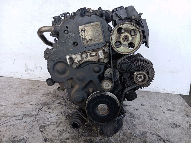 bontott PEUGEOT 206 Motor (Fűzött blokk hengerfejjel)