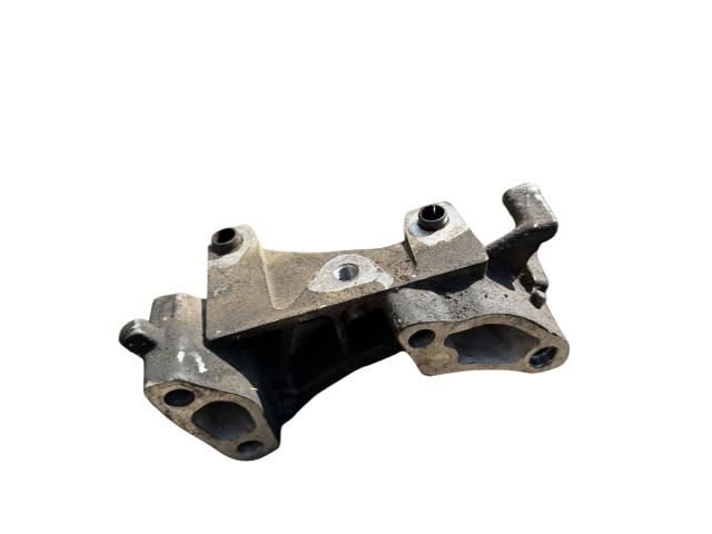 bontott PEUGEOT 206 Motor Tartó Bak (Pozíciófüggetlen)