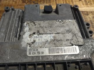 bontott PEUGEOT 206 Motorvezérlő