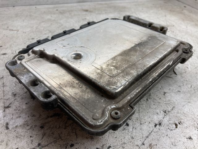 bontott PEUGEOT 206 Motorvezérlő