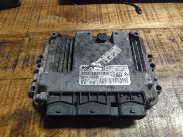 bontott PEUGEOT 206 Motorvezérlő