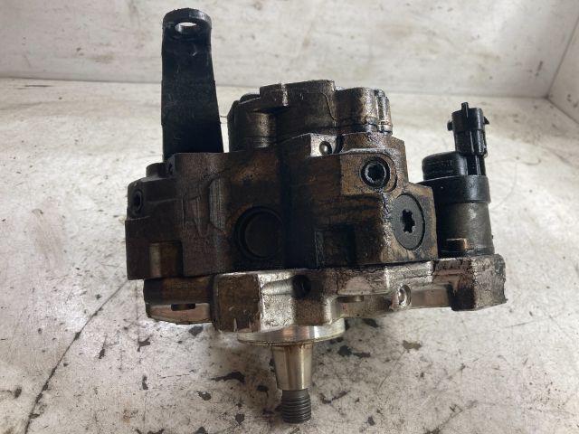 bontott PEUGEOT 206 Nagynyomású Szivattyú